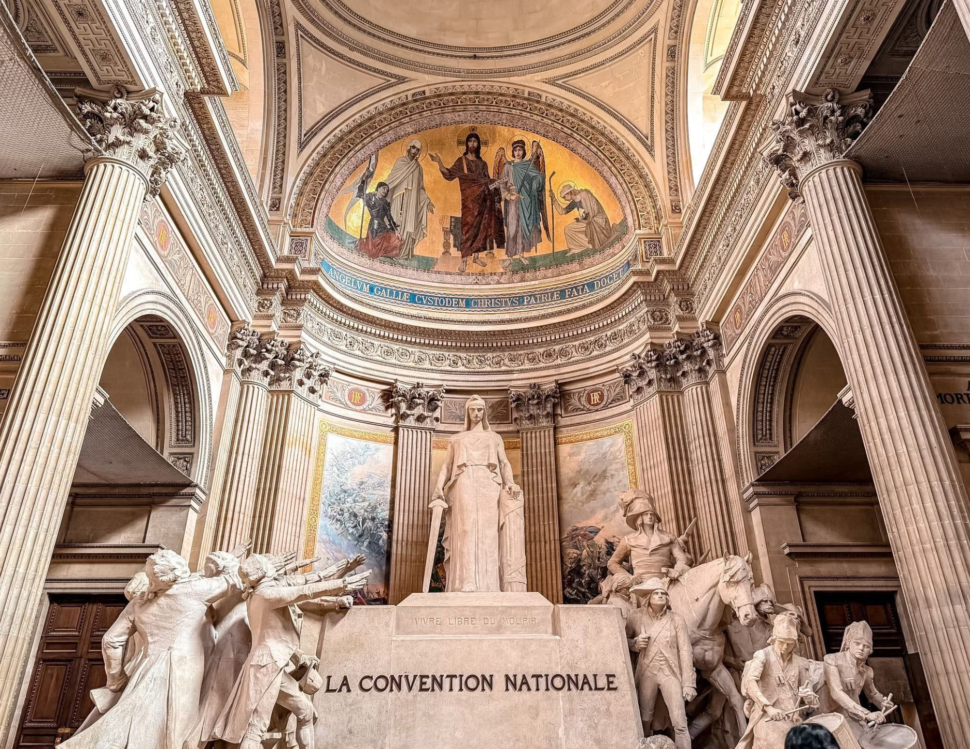 Panthéon Paris Guide (14).png
